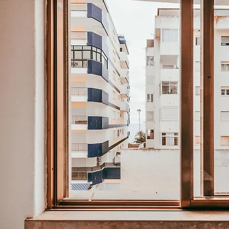 Appartement House By Gt House *