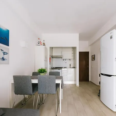 Apartment House By Gt House Quarteira